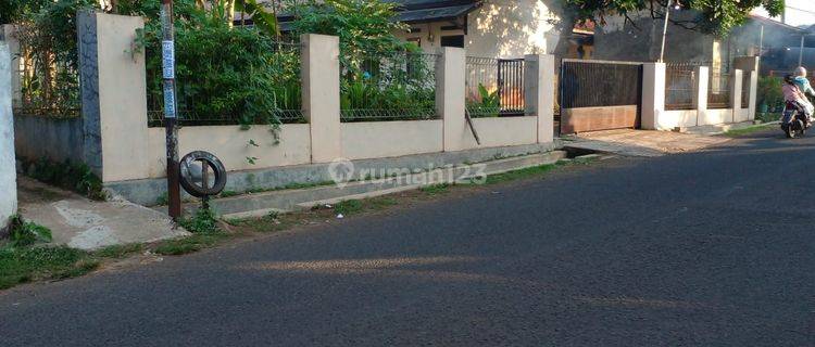 Jual Rumah Kontrakan 7 Unit Pinggir Jalan Raya dekat Alfamart Purwakarta 1