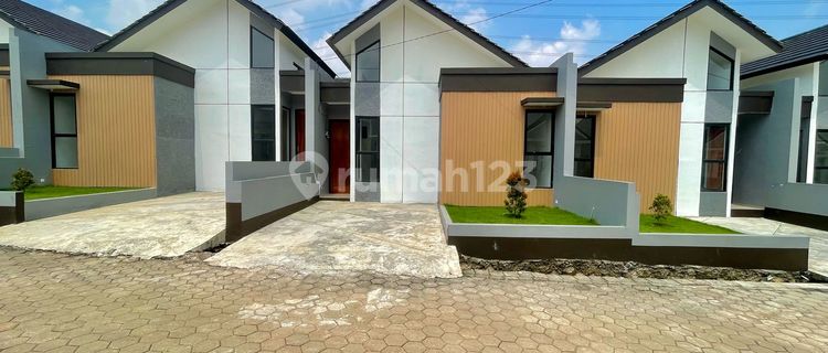 Dijual Rumah Baru Bisa Cicil Tanpa Bank di Purwakarta 1