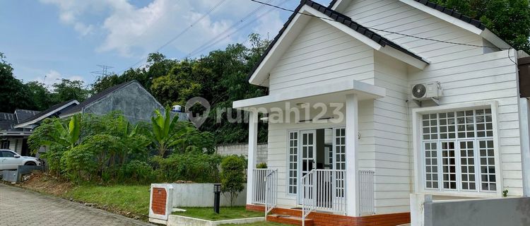 Jual Rumah Baru Model Amerika di Perumahan Purwakarta Kota 1