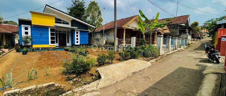 Jual Rumah + Kebun Halaman Luas Dekat Masjid di Bojong Purwakarta 1