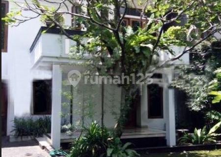 For Rent Cheap House in Kemang South Jakarta 1