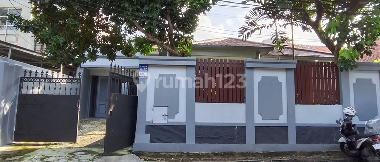 Disewakan Rumahfull Renovasi bisa Buat Kantor di Area Cipetejakarta Selatan 1