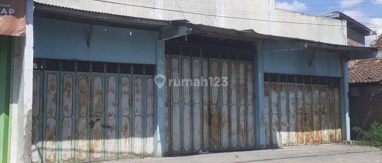 Di jual cepat gudang pinggir jl. Raya menangeng kudu baru genuk semtim 1