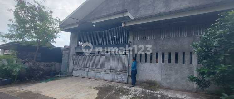Warehouse for Sale Cheap in Pedurungan Semarang 1