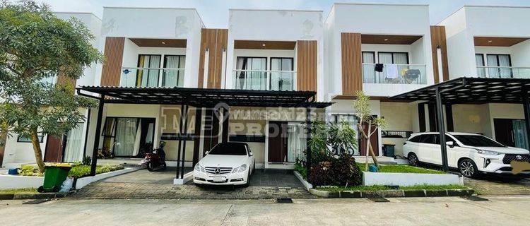 Rumah Cantik Bernuansa Jepang Semi Furnish Lokasi Strategis  1