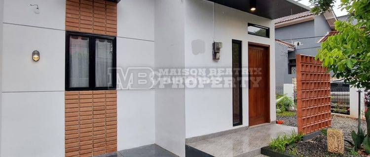 Rumah Cantik Full Furnish Baru Renov Posisi Hoek Lokasi Strategis Di Griya Loka Bsd City Tangsel NS  1