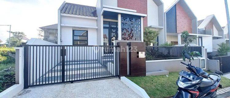 Disewakan Rumah Baru Greess Austin Ville, Dieng, Malang 1