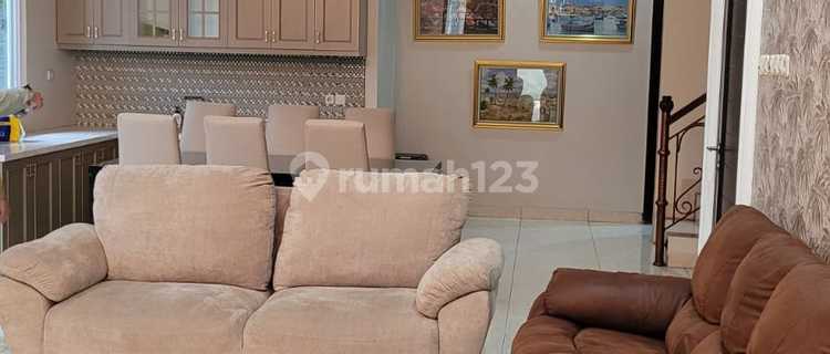 2-Story House in a Complex in Pondok Kelapa, East Jakarta 1