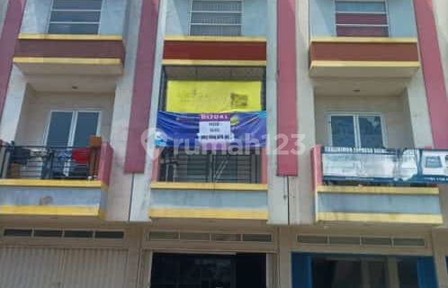 For Sale, Cheap, Good Shop-House by the Road in Cut Mutia, Bekasi (sushi) 1