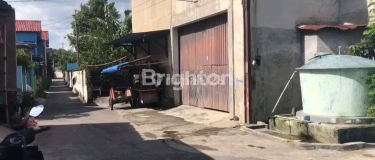 DIJUAL DIBAWAH NJOP ,GUDANG DI LOKASI PUSAT BATIK KOTA SURAKARTA 1