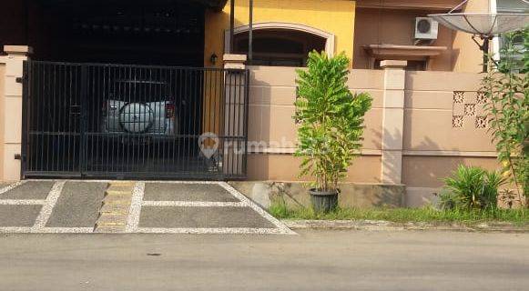 Dijual Rumah Cantik Row Jalan Luas Di Harapan Indah, Kota Bekasi 1