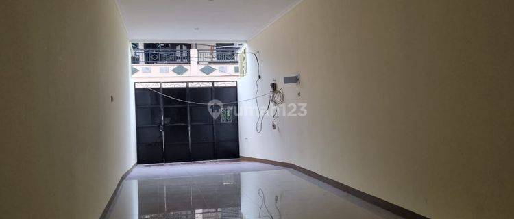 Di Jual' Cepat,rumah Siap Huni Di Cengkareng Barat 1