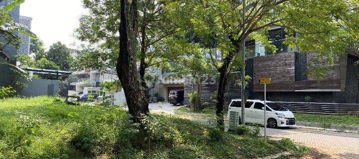 Tanah 400 m² 1
