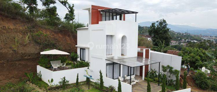 COCOK UNTUK INVESTASI ! RUMAH MEWAH MURAH DEKAT KAWASAN KOTA BARU PARAHYANGAN PADALARANG 1