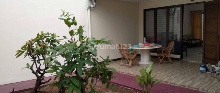 Disewakan Rumah Cantik Cluster Ifolia Harapan Indah, Bekasi, 003 1