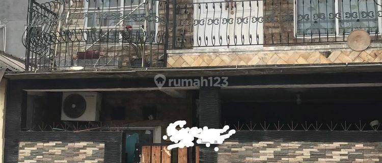 Dijual Rumah 2 Lantai Kondisi Bagus Pondok Ungu Permai, Bekasi, 032 1