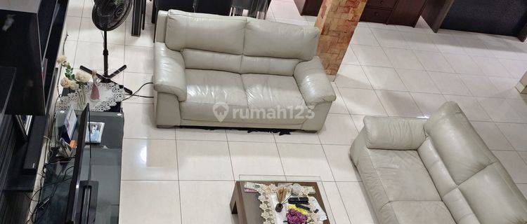 Dijual Rumah Mewah Full Furnished Siap Huni Taman Modern, Cakung, Jakarta Timur, 013 1