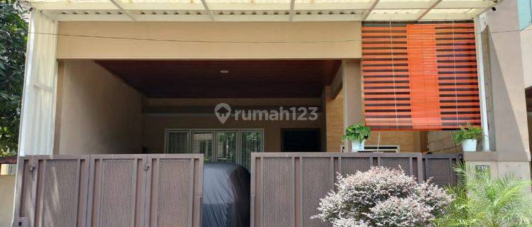 Rumah 2 lantai Cantik, Apik No Bocor No Rembes 1