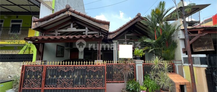 Rumah Terawat 8 Menit ke Stasiun Bekasi Timur LT 91 Hadap Selatan J38536 1