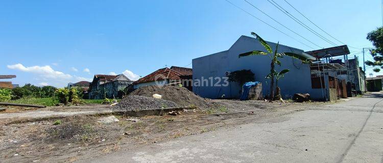 Dijual Tanah Jogja Janti 5 Menit Kampus Atma Jaya Luas 114 M2 SHM 1