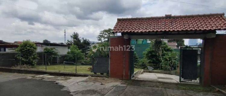 Rumah Semi Furnished Di Jati Padang Jakarta Selatan

 1