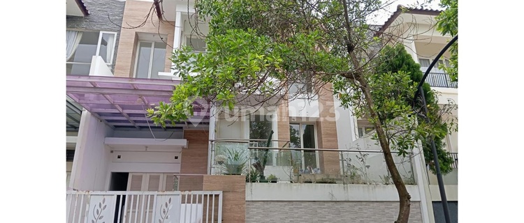 Semi-Furnished House in Candigolf Semarang 1