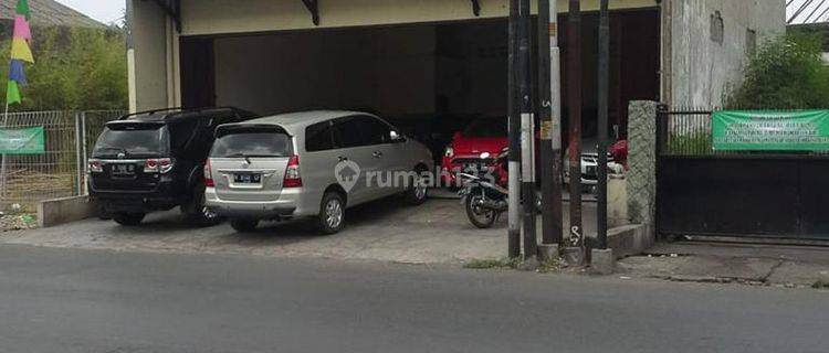 Disewakan rumah di Jalan Gajah Semarang 1