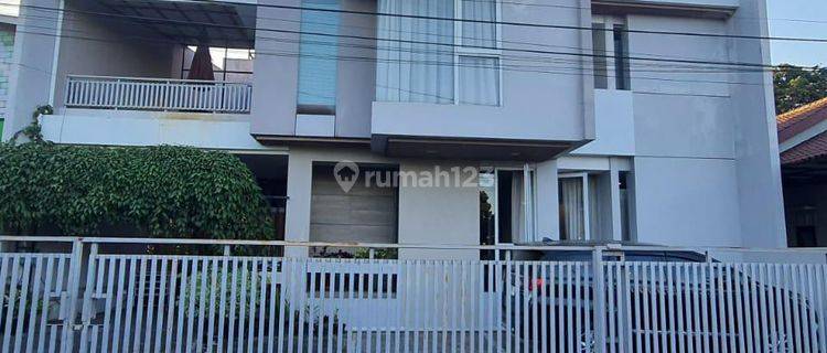 Dijual Villa Di Bandungan Semarang 1