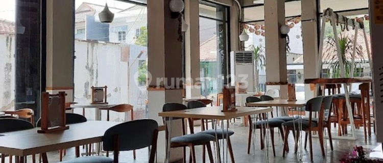 Ruko Tempat Usaha Pleburan Semarang 1