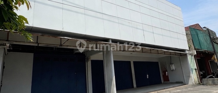 Commercial Shop House in Majapahit Semarang 1