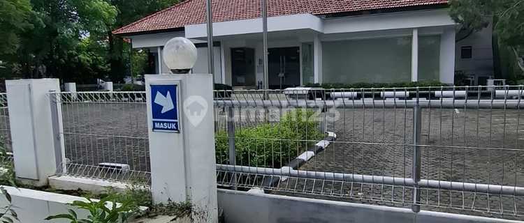 Gedung Ex Bank di A. Yani Simpanglima Semarang 1