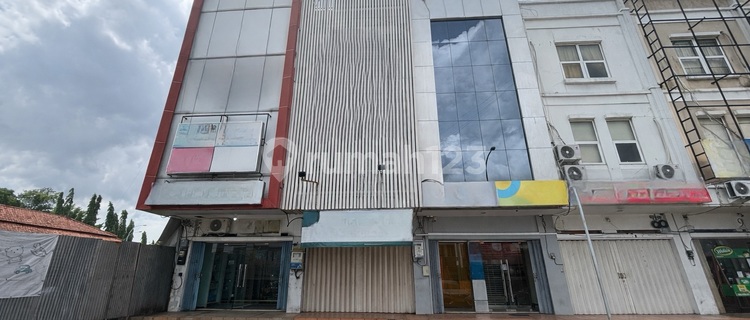 Ruko untuk Usaha di Gajah Semarang 1