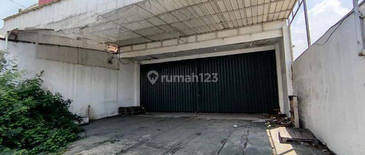 Gudang Di Majapahit Semarang,l 1