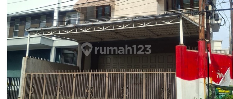 Ruko Bagus di Ki Mangunsarkoro Semarang Tengah 1