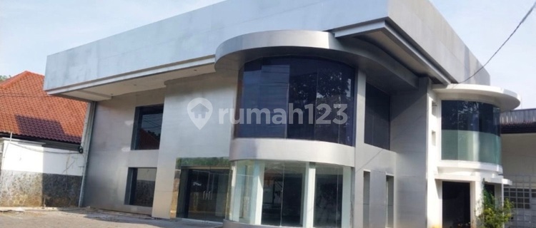 Bangunan Cocok Untuk Showroom Di Semarang 1