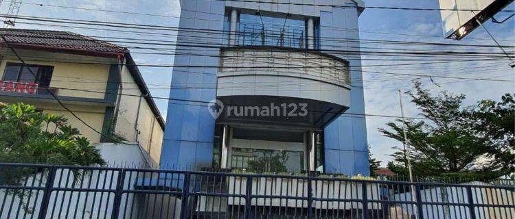 Gedung Cocok Untuk Perkantoran Di Jalan Pemuda Semarang 1