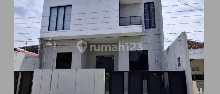 Rumah/kantor Kondisi Bagus di Tanah Mas Semarang, Tanah Mas 1