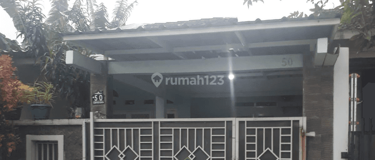 Disewakan Rumah Cluster Siap Huni Taman Royal 1