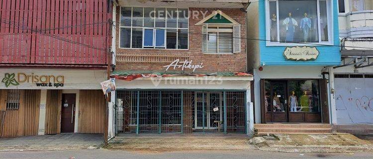Rumah Siap Huni Dan Strategis Di Jalan Lagaligo 1
