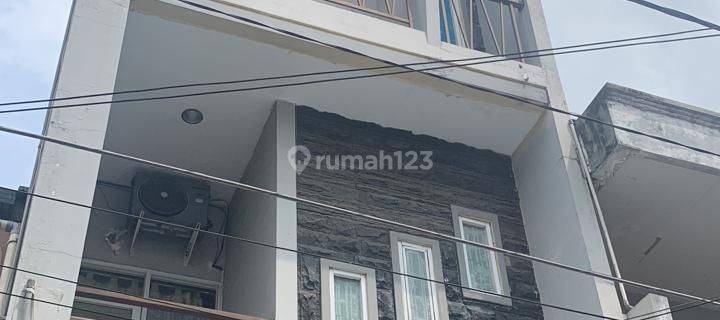 Dijual Rumah Bagus di Tanjung Selatan Jakarta Barat  1