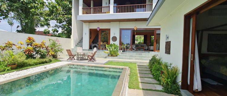 Nice 2 Floor Villa House with Rice Field View Near Central Ubud 1