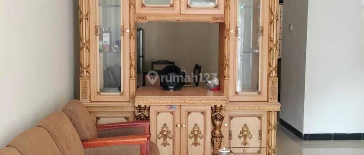 Di Sewakan Rumah 2 Lantai Furnish Di Taman Palem Lestari 1