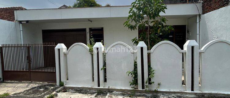 Dijual Rumah Hitung Tanah Rejosari Strategis Tengah Kota Semarang 1