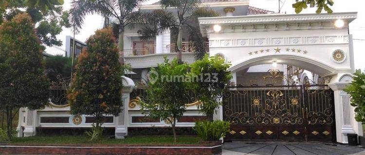 Dijual Rumah Mewah di Banyuanyar Solo dekat Graha 1