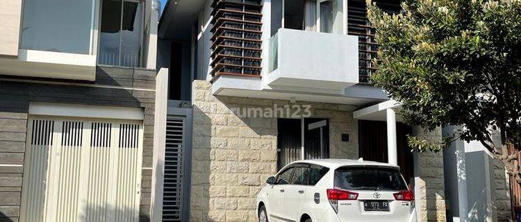 RUMAH MEWAH SUPER LUX DI PERUMAHAN ELITE CITRA SUN GARDEN JALAN JOGJA - SOLO DEKAT 2 Lantai Rumah Bagus SHM 1