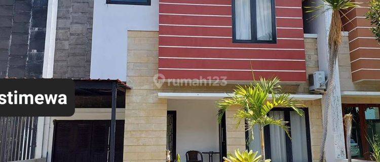 Rumah MEWAH FULLY FURNISHED - HARGA MURAH DALAM PERUMAHAN ELITE ROYAL MAGUWO 2 Lantai Rumah SHM Bagus Utara 1