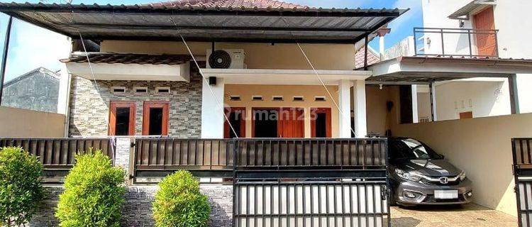 RUMAH CANTIK MINIMALIS -  LINGKUNGAN NYAMAN DI JALAN KABUPATEN TRIHANGGO GAMPING DEKAT KAMPUS UNISA

 1