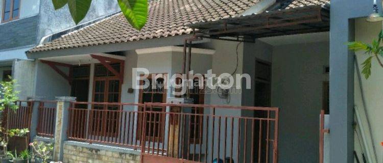 Rumah Siap Huni Di Dalam Perumahan Dekat D'Tjolomadoe 1