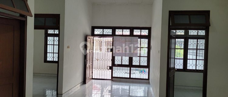 For Sale: House in Majapahit Housing Complex, East Semarang 1