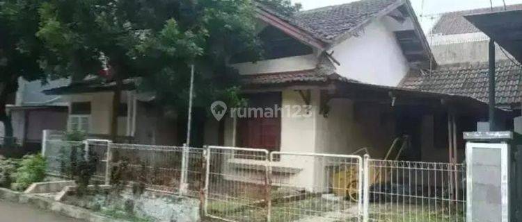 Bumi Indraprasta, Rumah Butuh Renov Di Jl Destarata Bogor (aw) 1